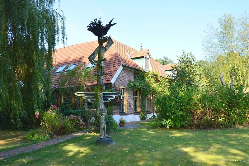 Außenseite Ferienhaus (Sommer)