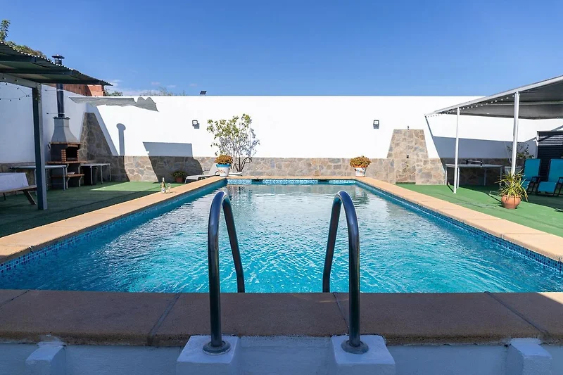 Schwimmbad des Ferienhauses