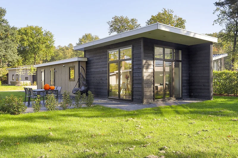 Außenseite Ferienhaus (Sommer)