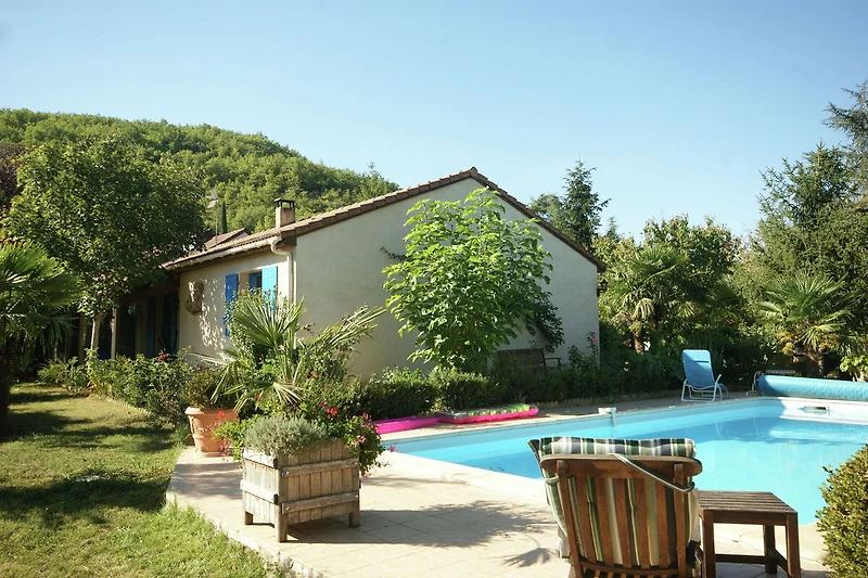 Esterno casa vacanze (estate)