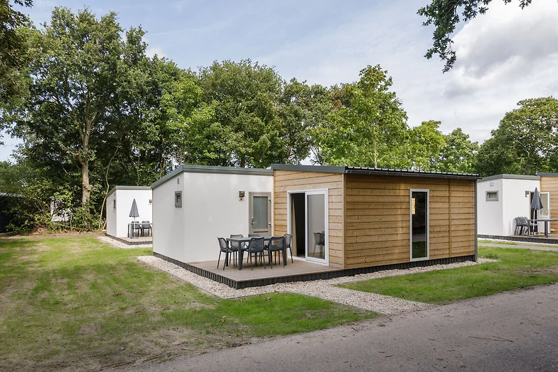 Außenseite Ferienhaus (Sommer)