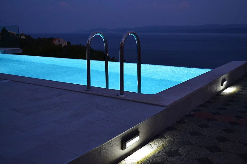 Schwimmbad des Ferienhauses
