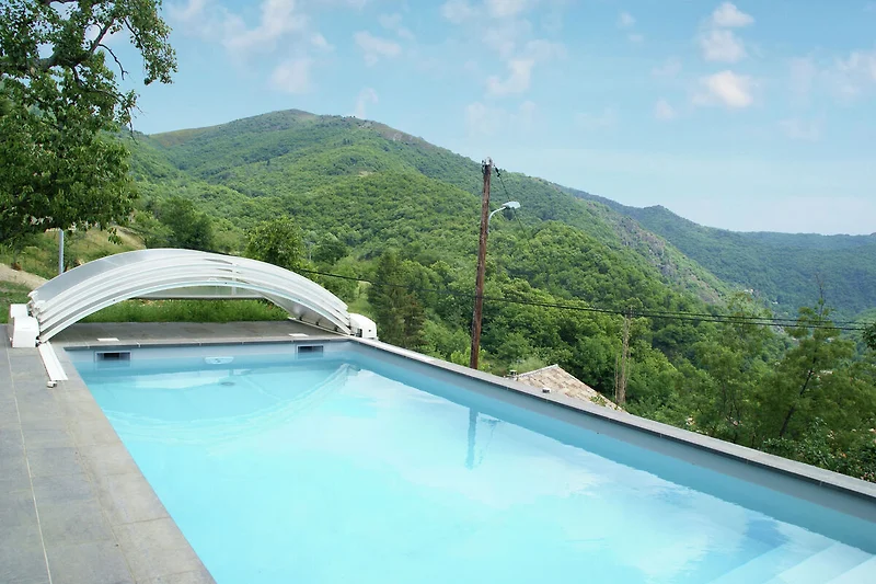 Piscina casa vacanze