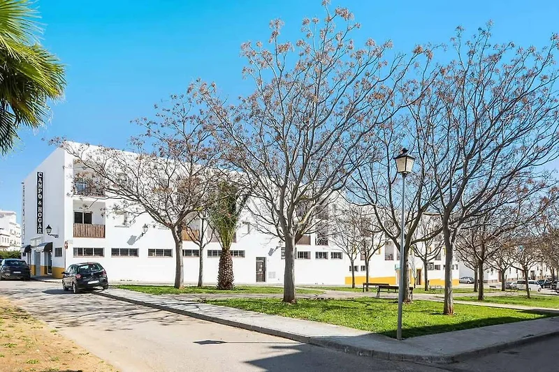 Außenseite Ferienhaus (Sommer)