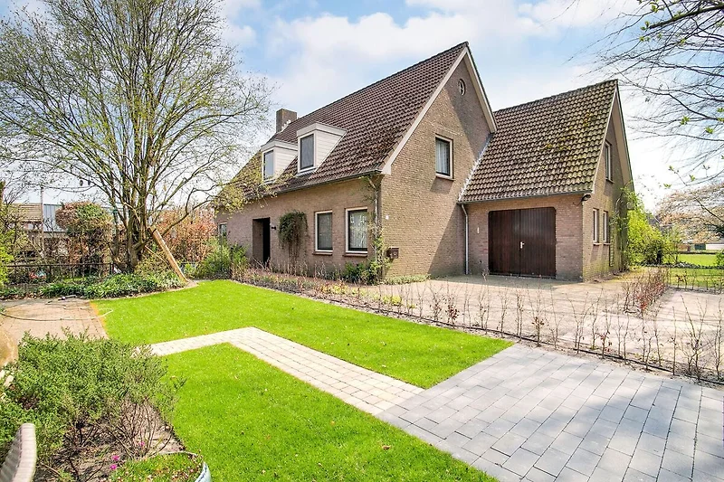 Exterieur vakantiehuis (zomer)