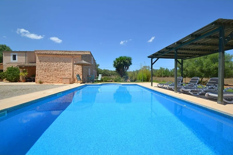 Piscina casa vacanze