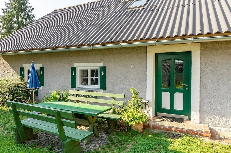 Außenseite Ferienhaus (Sommer)