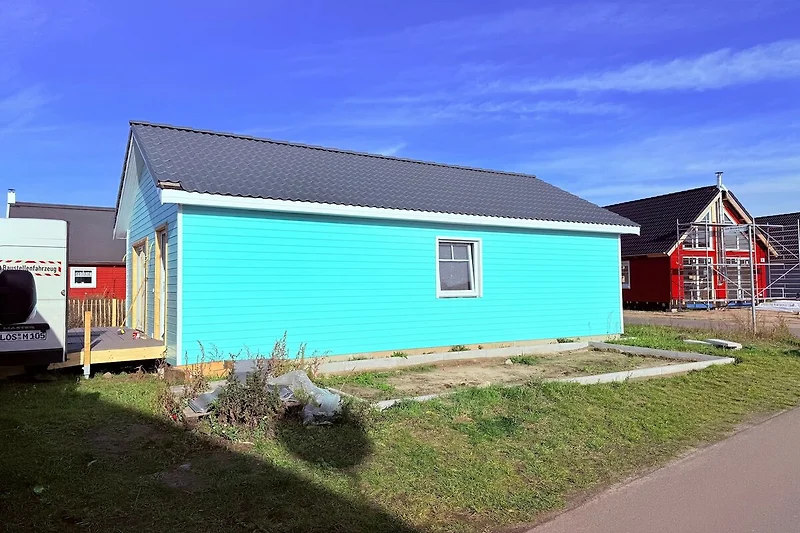 Außenseite Ferienhaus (Sommer)