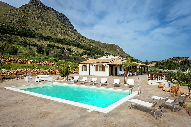 Exterieur vakantiehuis (zomer)