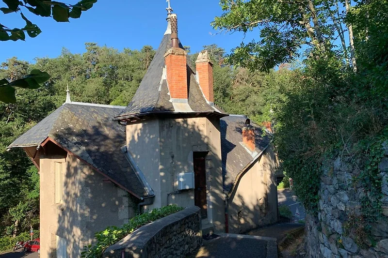 Außenseite Ferienhaus (Sommer)