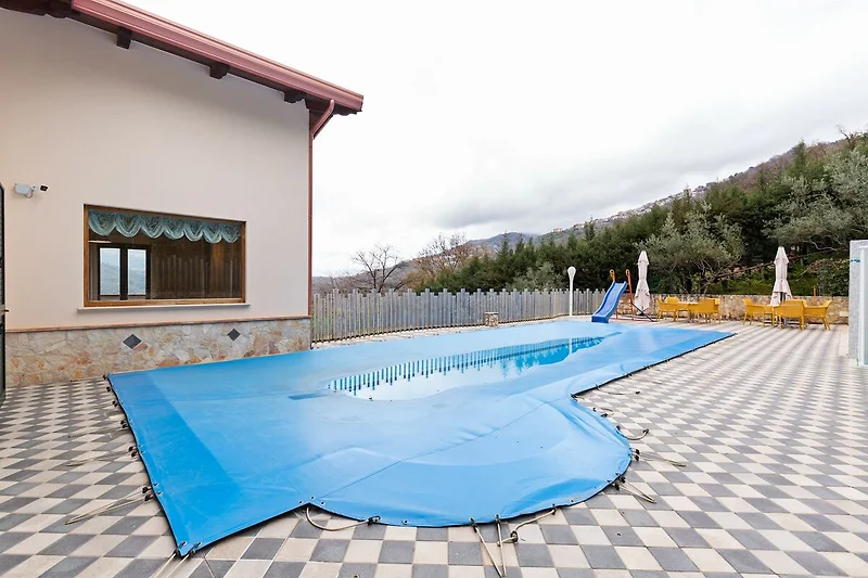 Schwimmbad des Ferienhauses