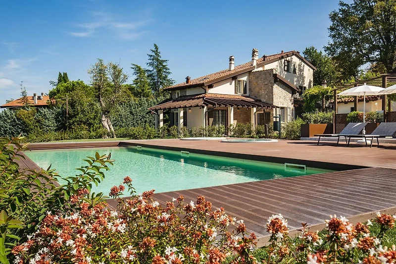 Schwimmbad des Ferienhauses