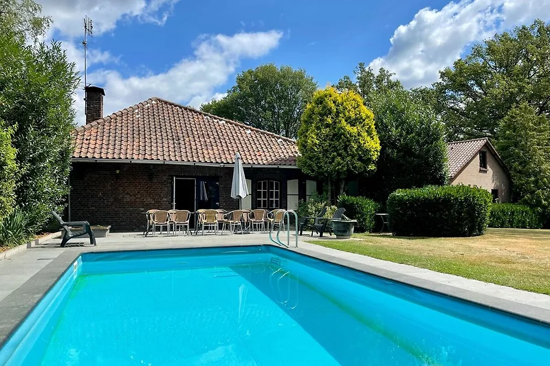 Exterieur vakantiehuis (zomer)