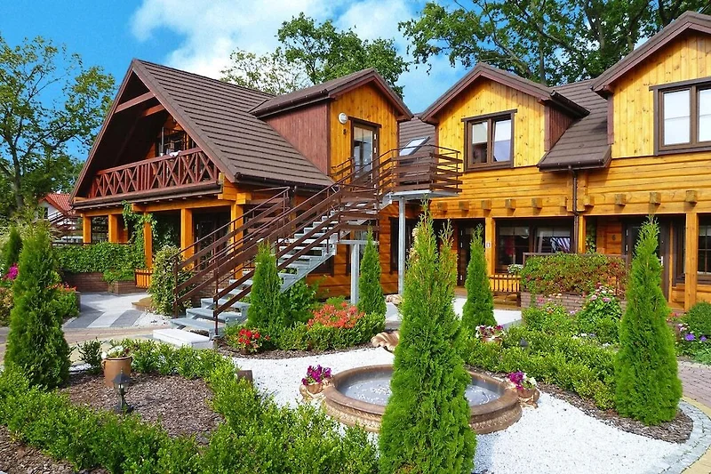 Außenseite Ferienhaus (Sommer)