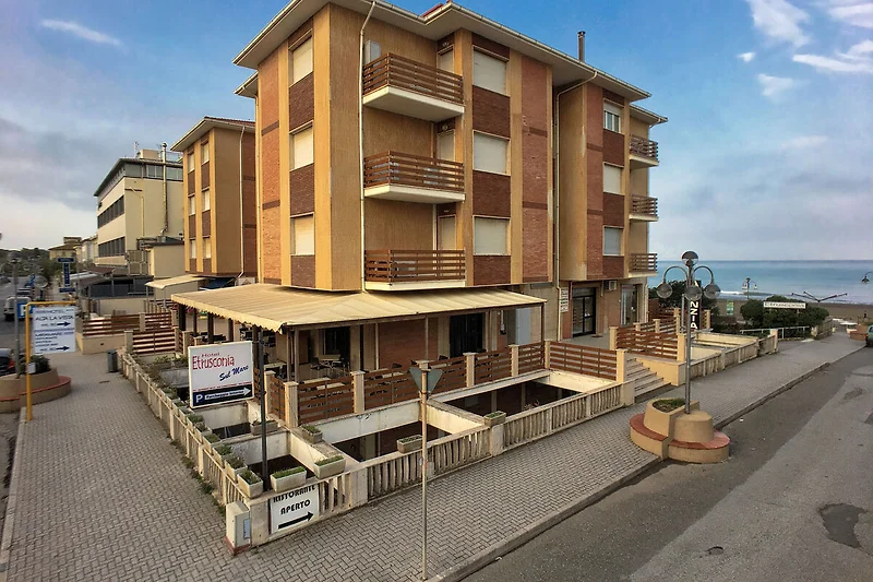 Esterno casa vacanze (estate)