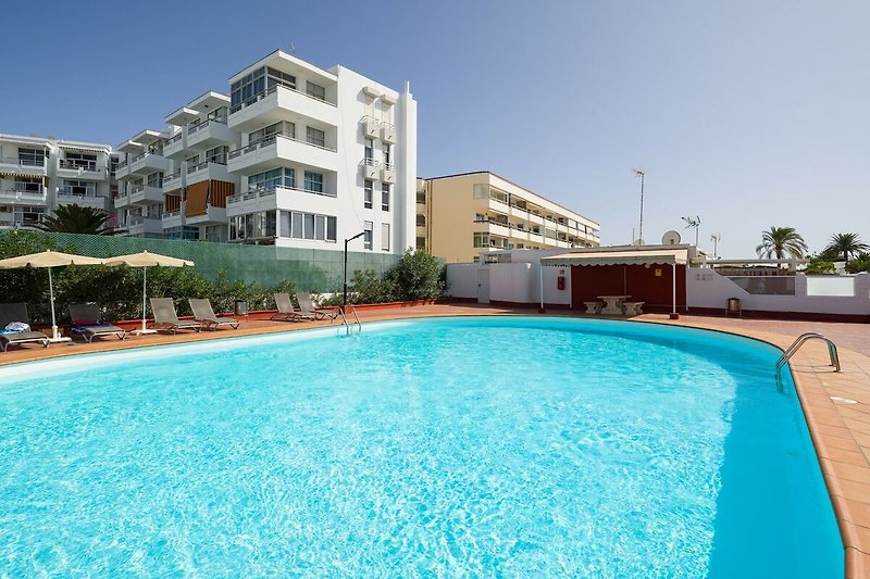 Piscina casa vacanze