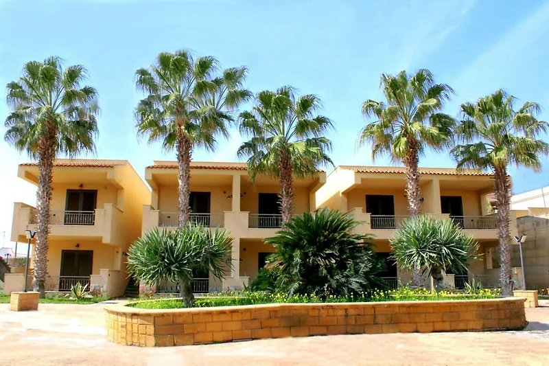 Esterno casa vacanze (estate)