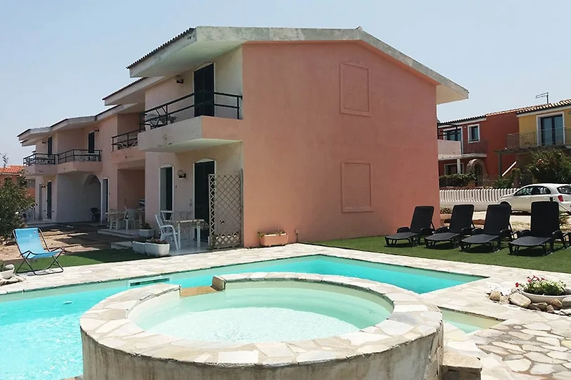 Esterno casa vacanze (estate)