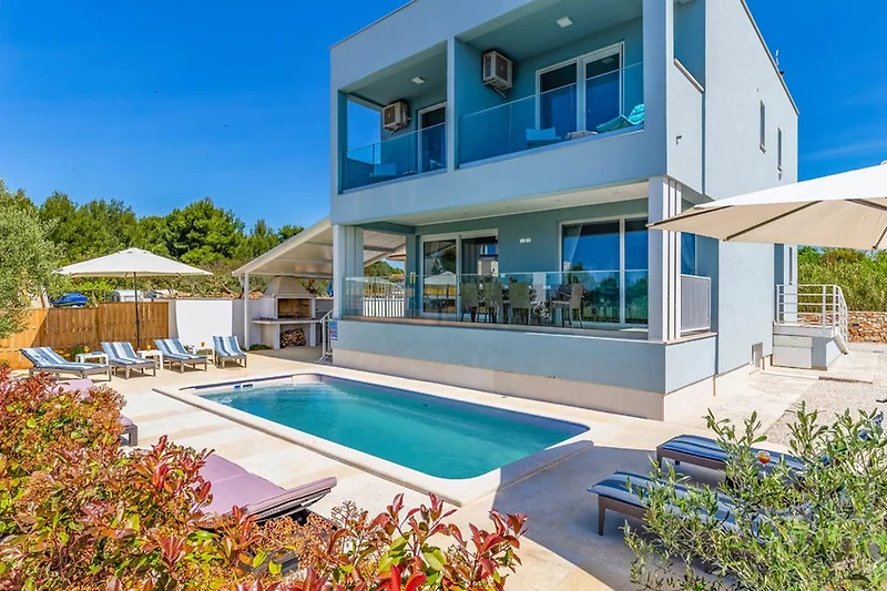 Schwimmbad des Ferienhauses