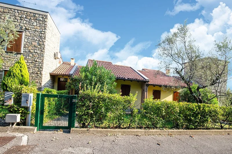 Esterno casa vacanze (estate)