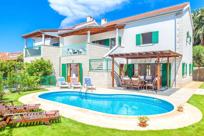 Exterieur vakantiehuis (zomer)