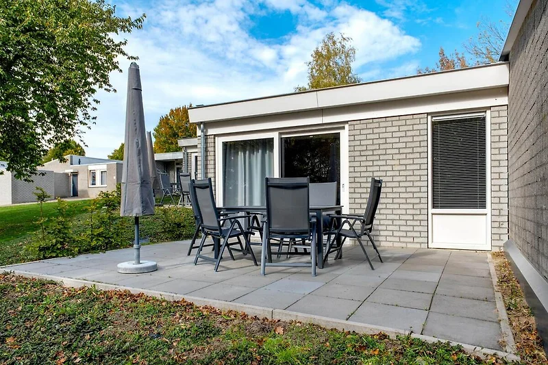Außenseite Ferienhaus (Sommer)