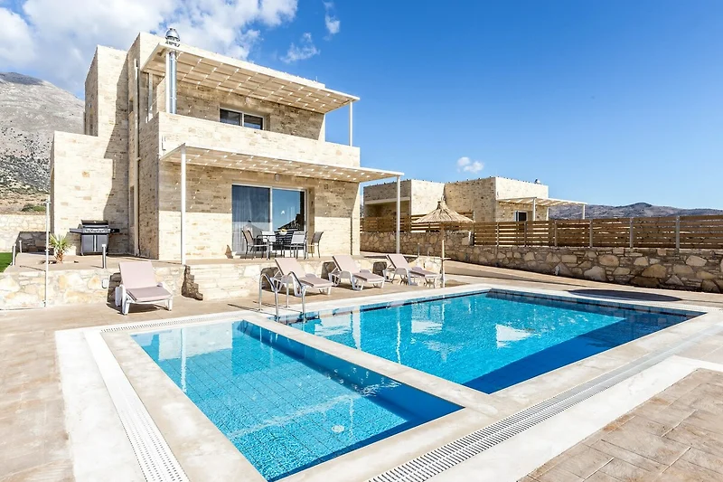 Schwimmbad des Ferienhauses