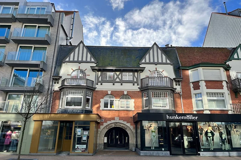 Außenseite Ferienhaus (Sommer)