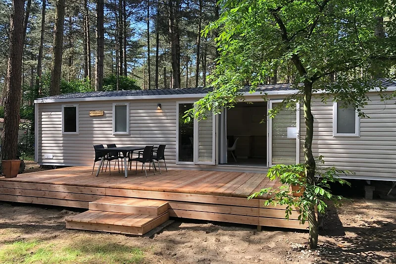 Exterieur vakantiehuis (zomer)