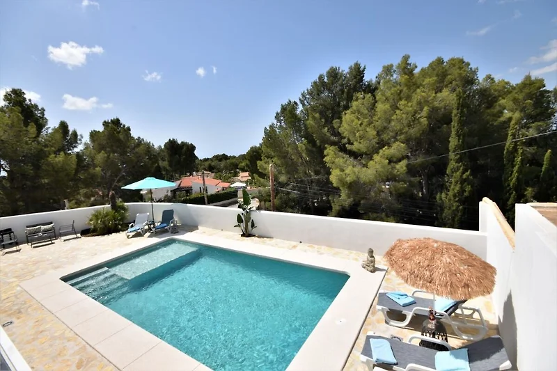 Piscina casa vacanze