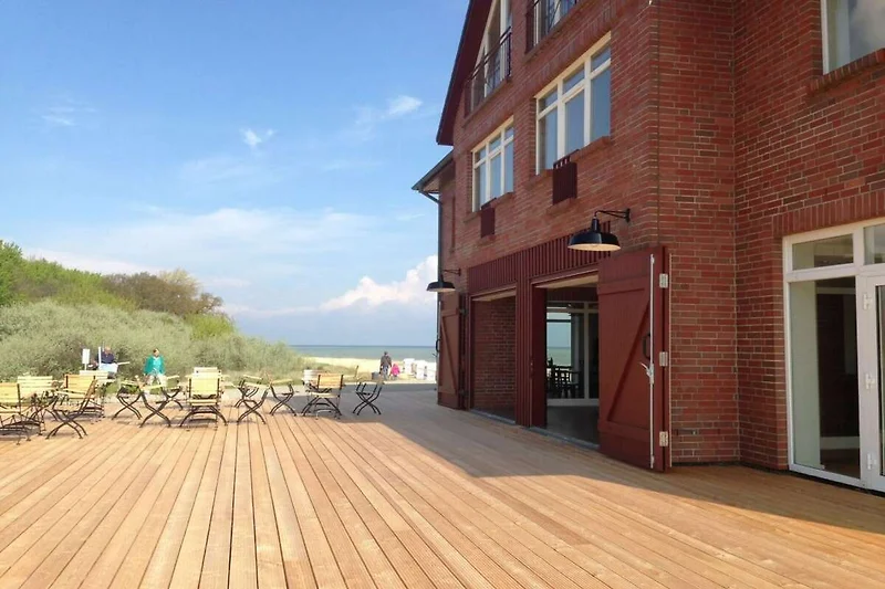 Außenseite Ferienhaus (Sommer)