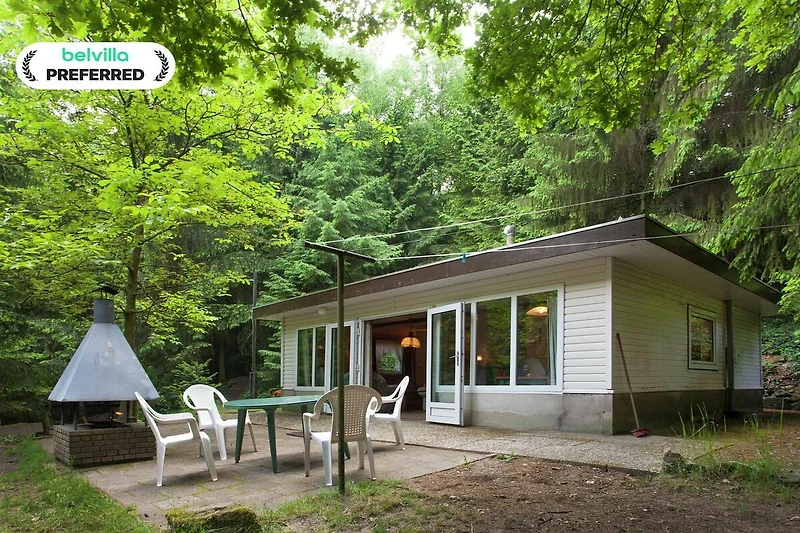 Außenseite Ferienhaus (Sommer)