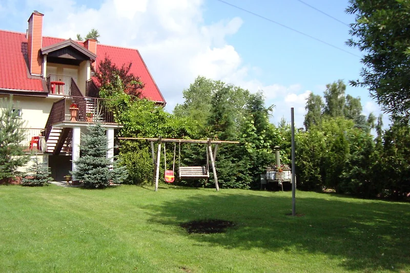 Außenseite Ferienhaus (Sommer)
