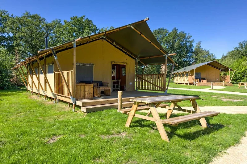 Exterieur vakantiehuis (zomer)