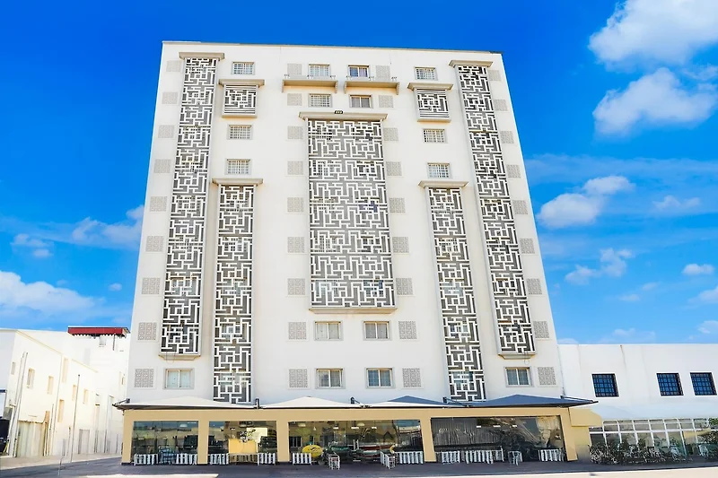Außenseite Ferienhaus (Sommer)