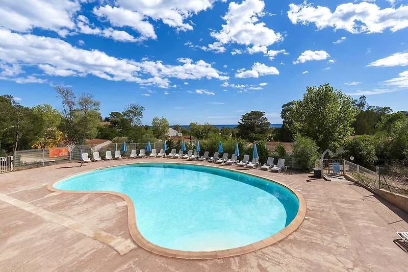 Schwimmbad des Ferienhauses