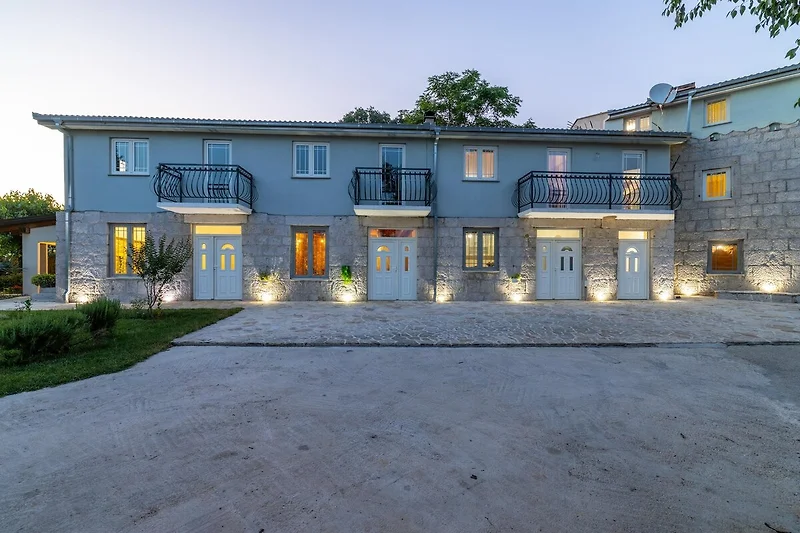 Esterno casa vacanze (estate)