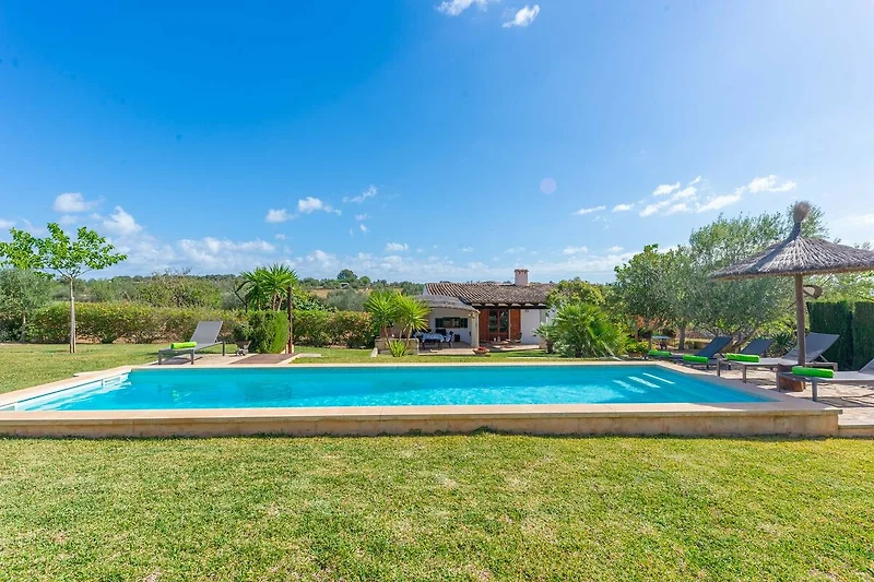 Piscina casa vacanze