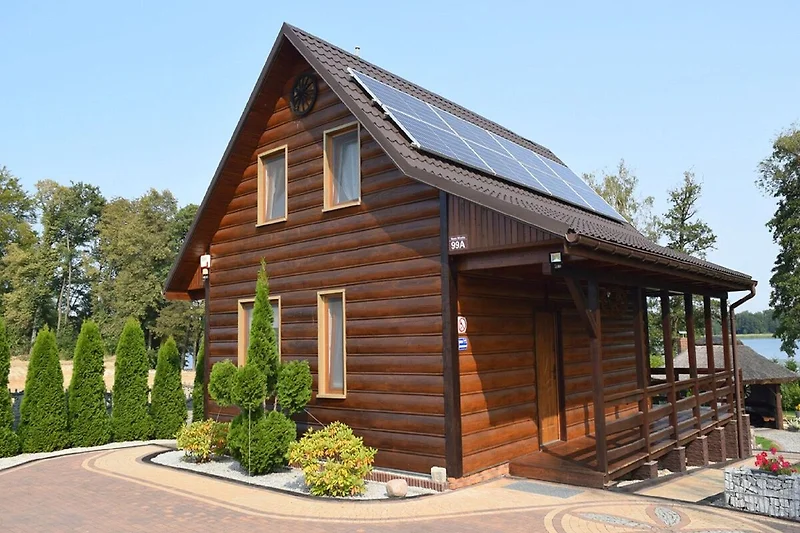 Außenseite Ferienhaus (Sommer)