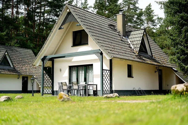 Außenseite Ferienhaus (Sommer)