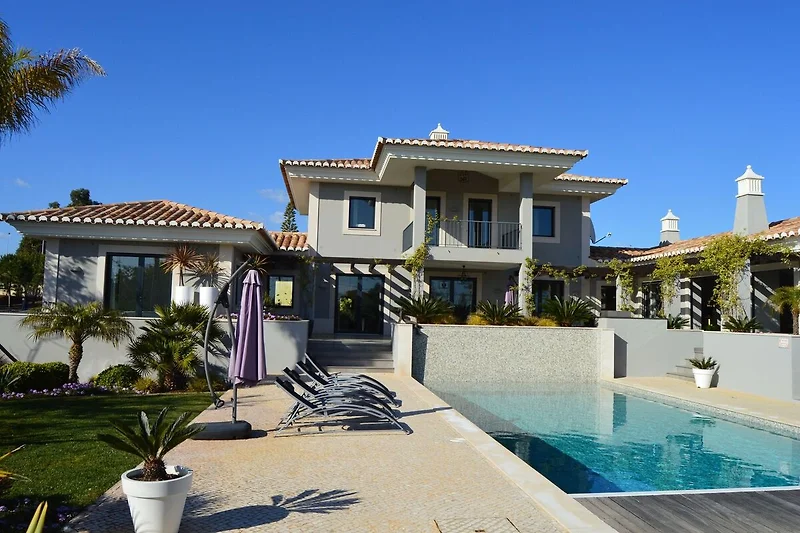 Exterieur vakantiehuis (zomer)