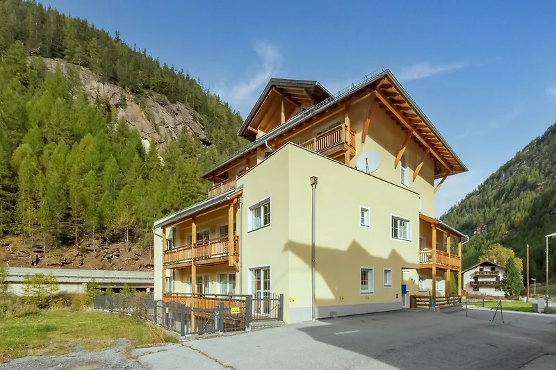 Esterno casa vacanze (estate)