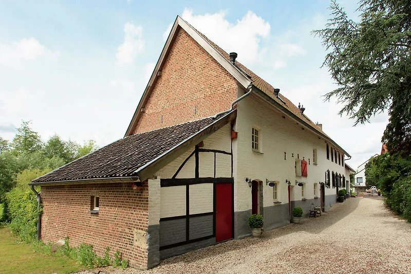 Außenseite Ferienhaus (Sommer)