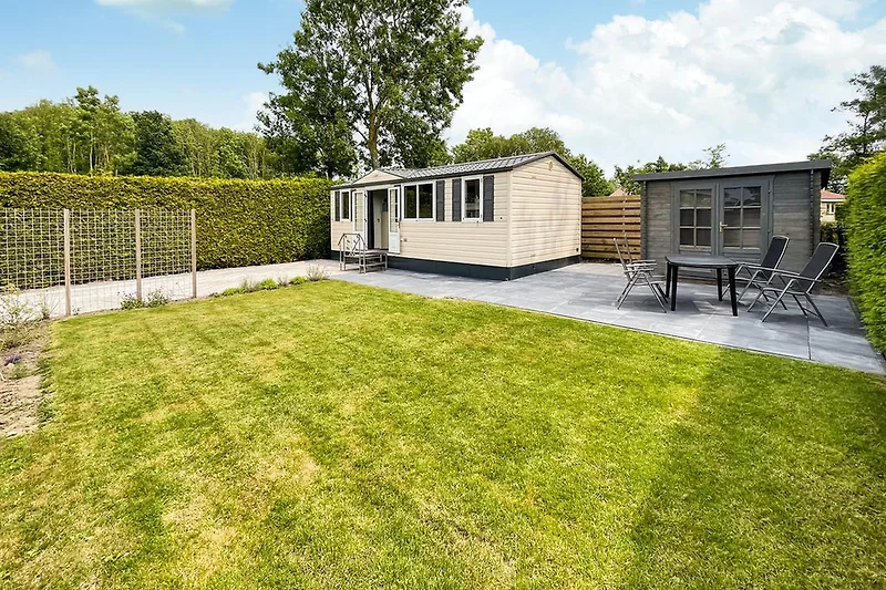Exterieur vakantiehuis (zomer)