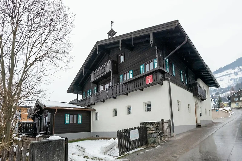Exterieur vakantiehuis (winter)