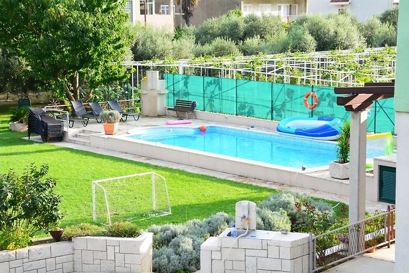 Piscina casa vacanze