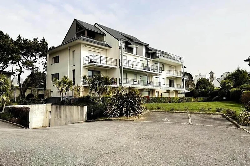 Außenseite Ferienhaus (Sommer)