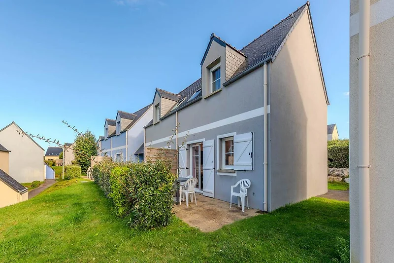 Außenseite Ferienhaus (Sommer)