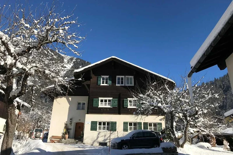 Exterieur vakantiehuis (winter)