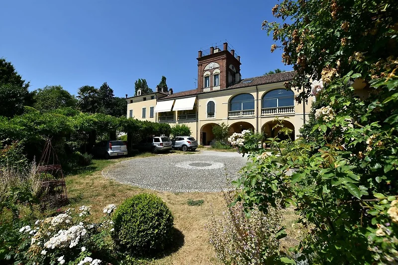 Außenseite Ferienhaus (Sommer)